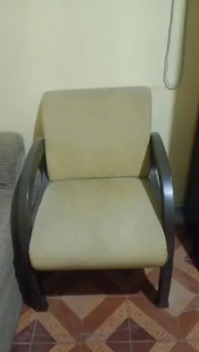 Cadeira com estofado sofá 