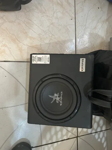 Vendo subwoofer 8 polegadas 200w