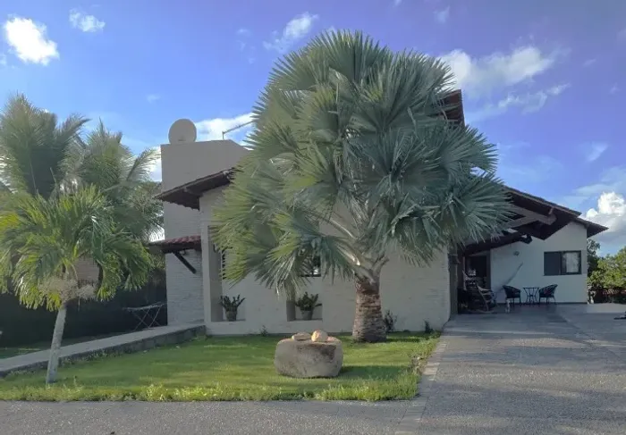 CASA NO LAGOS CONDOMÍNIO DE CAMPO | 4 SUÍTES | ENERGIA SOLAR | PISCINA