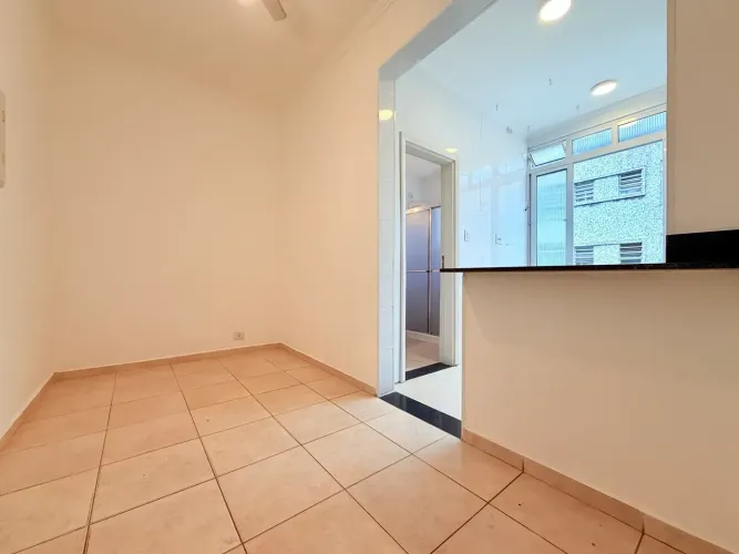 1 dormitório, prédio frente mar, reformado, com lazer, 2.500,00 o pacote