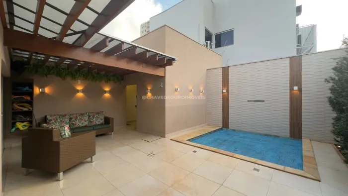 Casa à venda com 4 quartos no bairro Nossa Senhora da Abadia