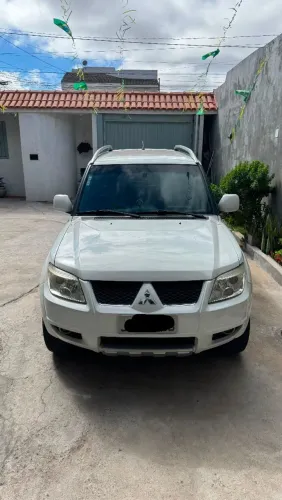 Mitsubishi Pajero TR4 2.0 Flex 16V 4X2 Aut. 2012