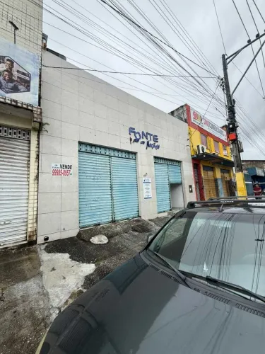 Prédio Comercial no Marcos Freire II [12824]