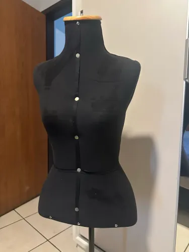 Manequim de Costura Feminino