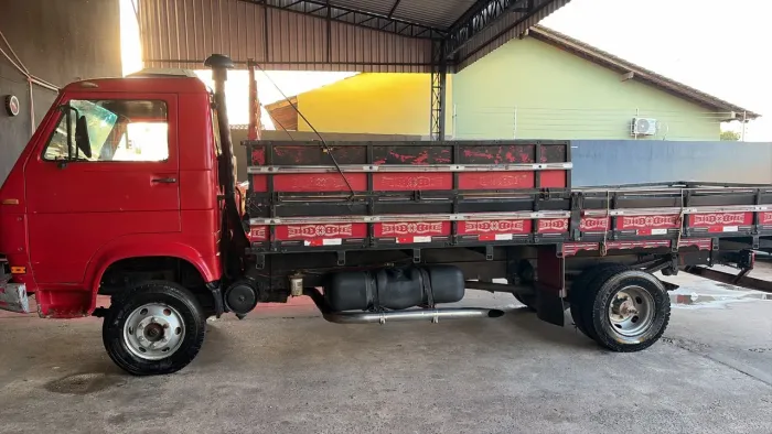 CAMINHÃO VW