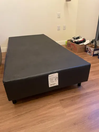 Doação base de cama box solteiro