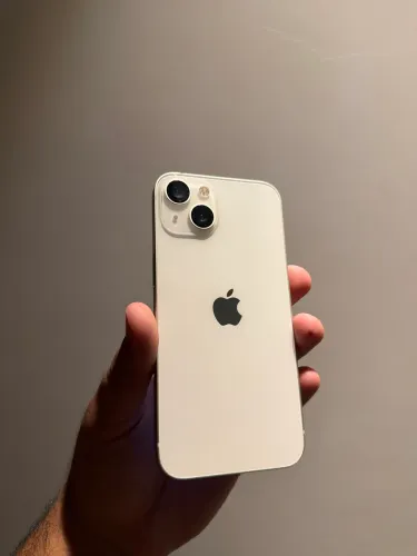 iPhone 13 impecável