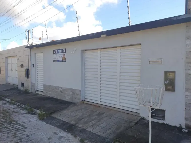 VENDO CASA NO CAMPO BELO