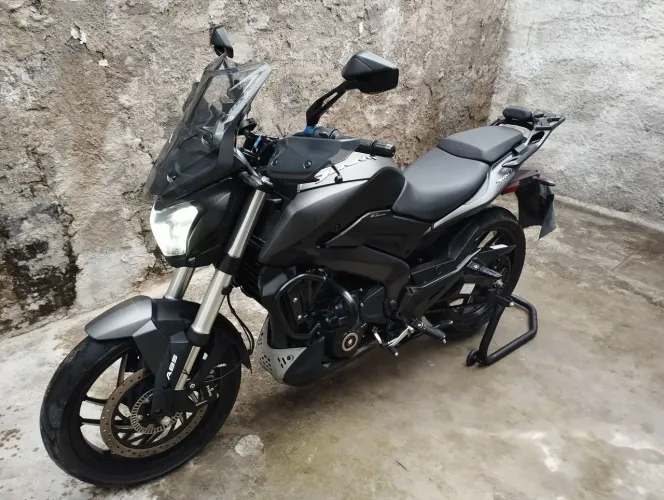 Dominar 400