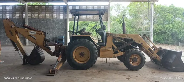 Trator ano 2001 Maicon 750