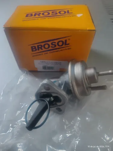 Bomba combustível