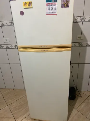 Geladeira boa 