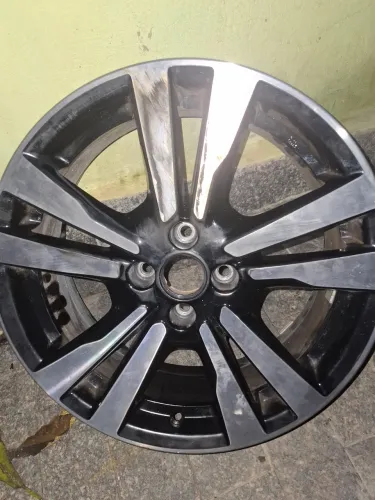 Roda kicks aro 17