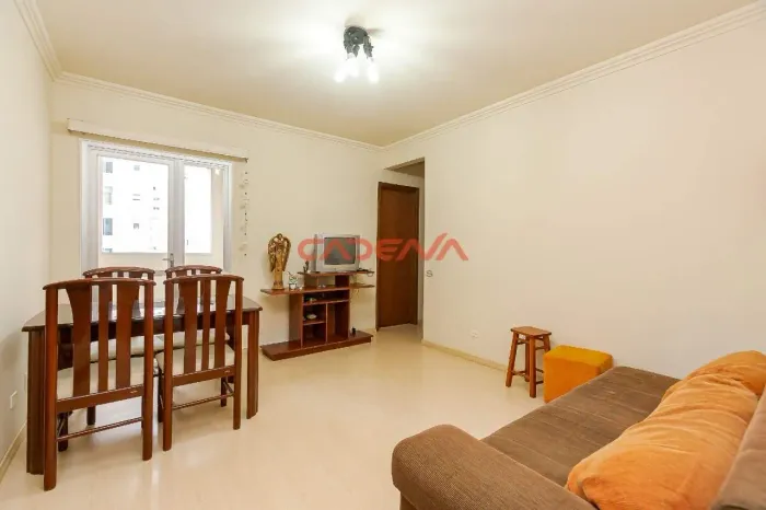 Apartamento à venda no bairro Rebouças