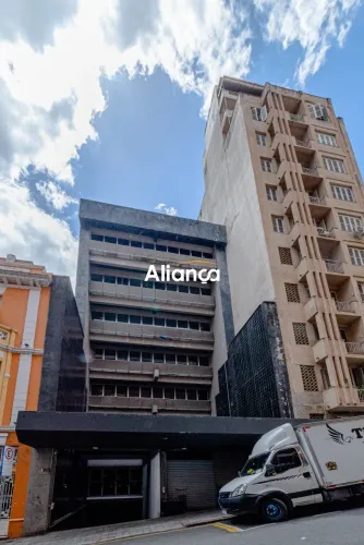 Sala comercial para locação com 40m² no bairro Centro Histórico em Porto Alegre/RS