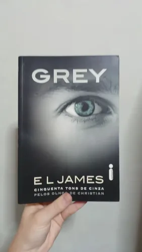 Livro Grey universo cinquenta tons