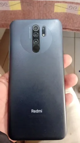 Celular red mi 9  usado em bom estado com marcas de uso 