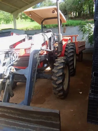 Trator Yanmar Agritech 1160