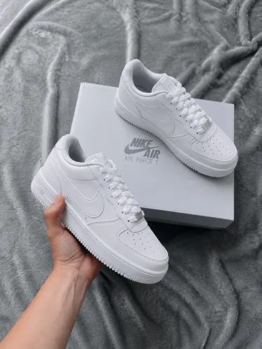     Nike Air Force 1 Branco Clássico - Estilo Premium