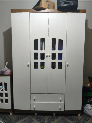 Guarda roupa infantil 