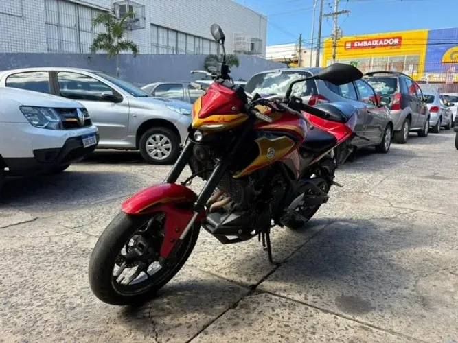 Yamaha MT03 Homem de Ferro 