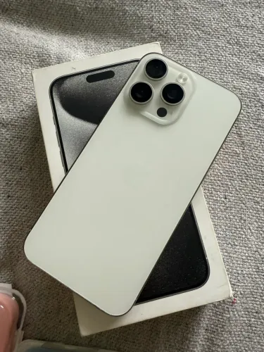 iPhone 15 pro Max 256gb