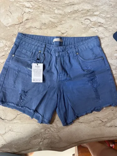 Short jeans