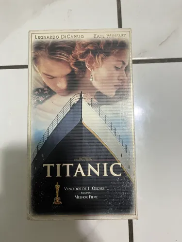 Box Titanic Fita Cassete
