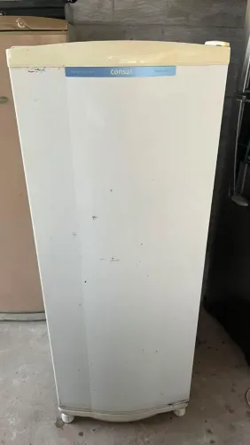 GELADEIRA CÔNSUL 390$ FUNCIONANDO PERFEITAMENTE 260L 110V FAÇO ENTREGA