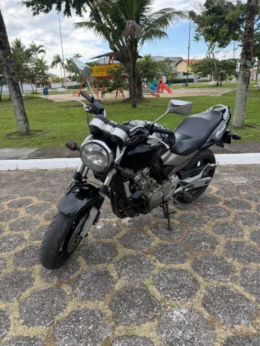 Hornet 600 impecável 