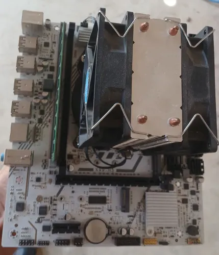 Kit de Placa-Mãe QIYIDA X99 com CPU Xeon E5 2640 V3 LGA2011-3