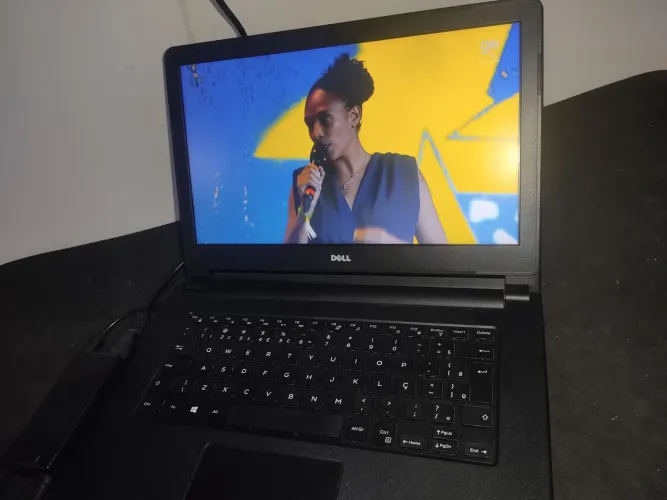 Notebook Dell Inspirion 14" 240GB 16GB Ram