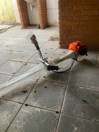 Roçadeira a gasolina Stihl nova!!!