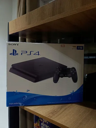 Ps4 slim 1tb de armazenamento 1 controle mais jogos digital