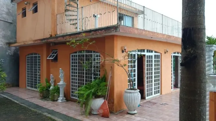 Chacara à Venda na Cidade Santa Isabel - São Paulo - Com Casa com Piscina