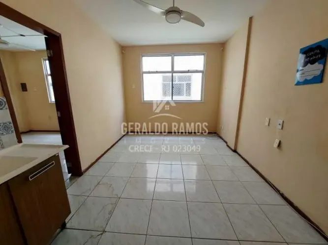 Apartamento : / Residencial / Centro