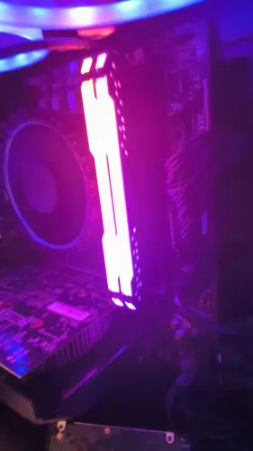 Memória Corsair vegeance pro RGB 2 x8gb