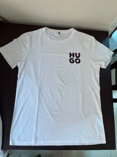 Camiseta branca Hugo Boss casual