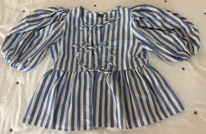 Blusa listrada com manga bufante FARM P