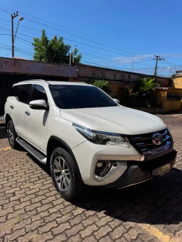 Toyota Hilux SW4 SRX 4X4 2.8 TDI 16V Dies. Aut. 2019