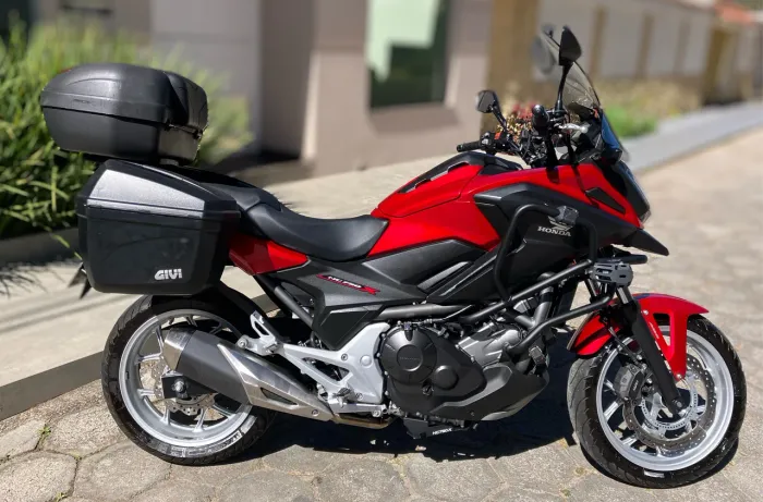 Honda NC 750X ABS 2021 - Apenas 11.000 km - Estado de Zero + Equipamentos
