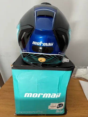 Capacete Mormaii Novo na caixa com duas viseira