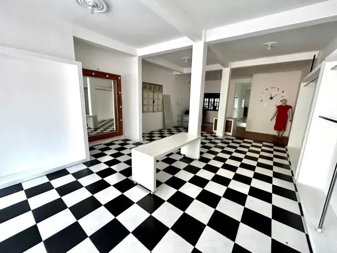 Imóvel para aluguel e venda com 100 metros quadrados com 1 quarto em Boca do Rio - Salvado