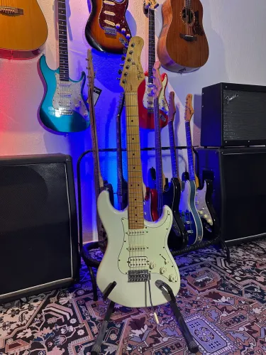 Guitarra Tagima T530 c Sergio Rosar 