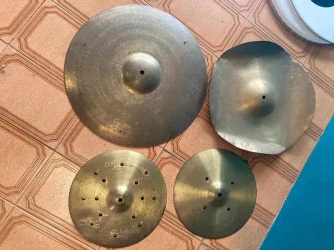 kit 4 pratos de bateria customizados som experimental alternativo Chimbal Condução