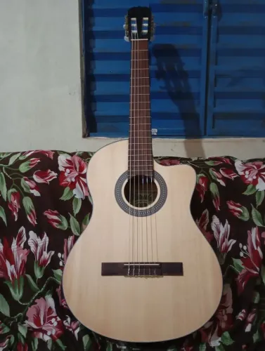 Vendo Violão elétrico naylon