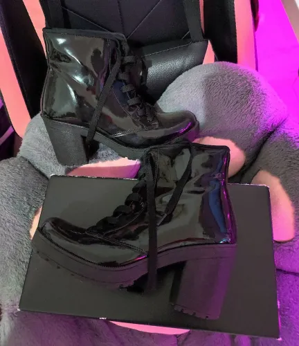 Bota Coturno Feminino Verniz