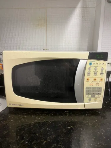 Microondas Electrolux 18L