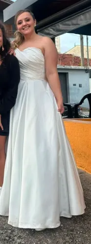 Vestido de noiva em Cetim