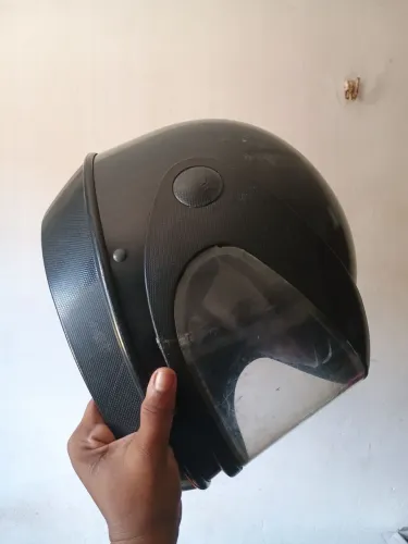 Capacete usado